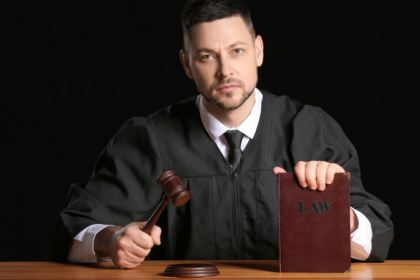 Carlos Eduardo Rosalba Padilha analiza cómo la pericia contable fortalece procesos de recuperación judicial.