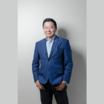 Milton Seigi Hayashi explica cómo ciertos fármacos y esteroides pueden provocar el desarrollo de ginecomastia.