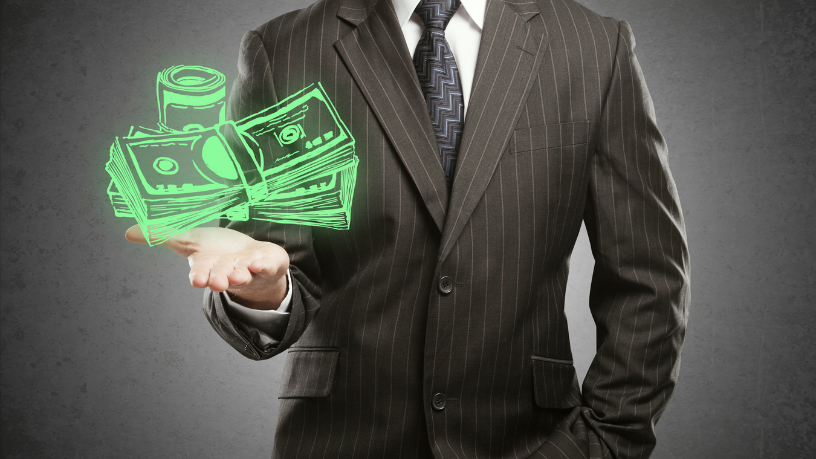 Luciano Guimaraes Tebar explica qué alternativas son más ventajosas para gastar en el exterior.Luciano Guimaraes Tebar explica qué alternativas son más ventajosas para gastar en el exterior.