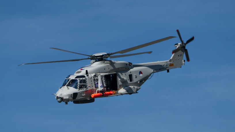 Escuadrilla de Helicópteros de España Encanta la Playa de Ipanema con una Presentación Acrobática