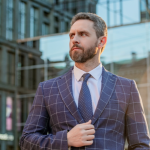 Alex Nabuco dos Santos analisa como a nueva carga fiscal pode redesenhar o arrendamiento corporativo em 2026.