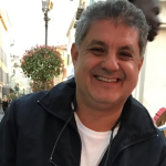 Las islas y el mar en calma de Angra dos Reis crean un escenario ideal de descanso y conexión con la naturaleza, capturado por Leonardo Rocha de Almeida.