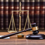 La toma de decisión responsable fortalece la estabilidad de las relaciones jurídicas privadas, como destaca Hebron Costa Cruz de Oliveira.